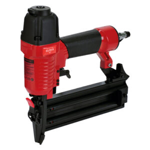 Пневмопистолет гвоздезабивной финишный (18GA, 1.05х1.25 мм, 15-50 мм, 1/4", 1.4 кг, кейс), Elitech