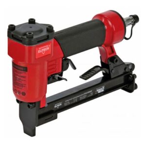 Пневмопистолет скобозабивной (21 Ga, ширина 12,8 мм, длина 6-16 мм, 0,9 кг,кейс), Elitech